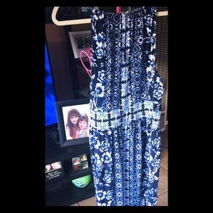 Size 14 Classy halter dress style. Work or play!